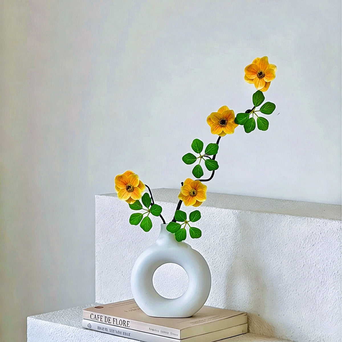 Moderner minimalistischer dekorativer Blumenvasen
