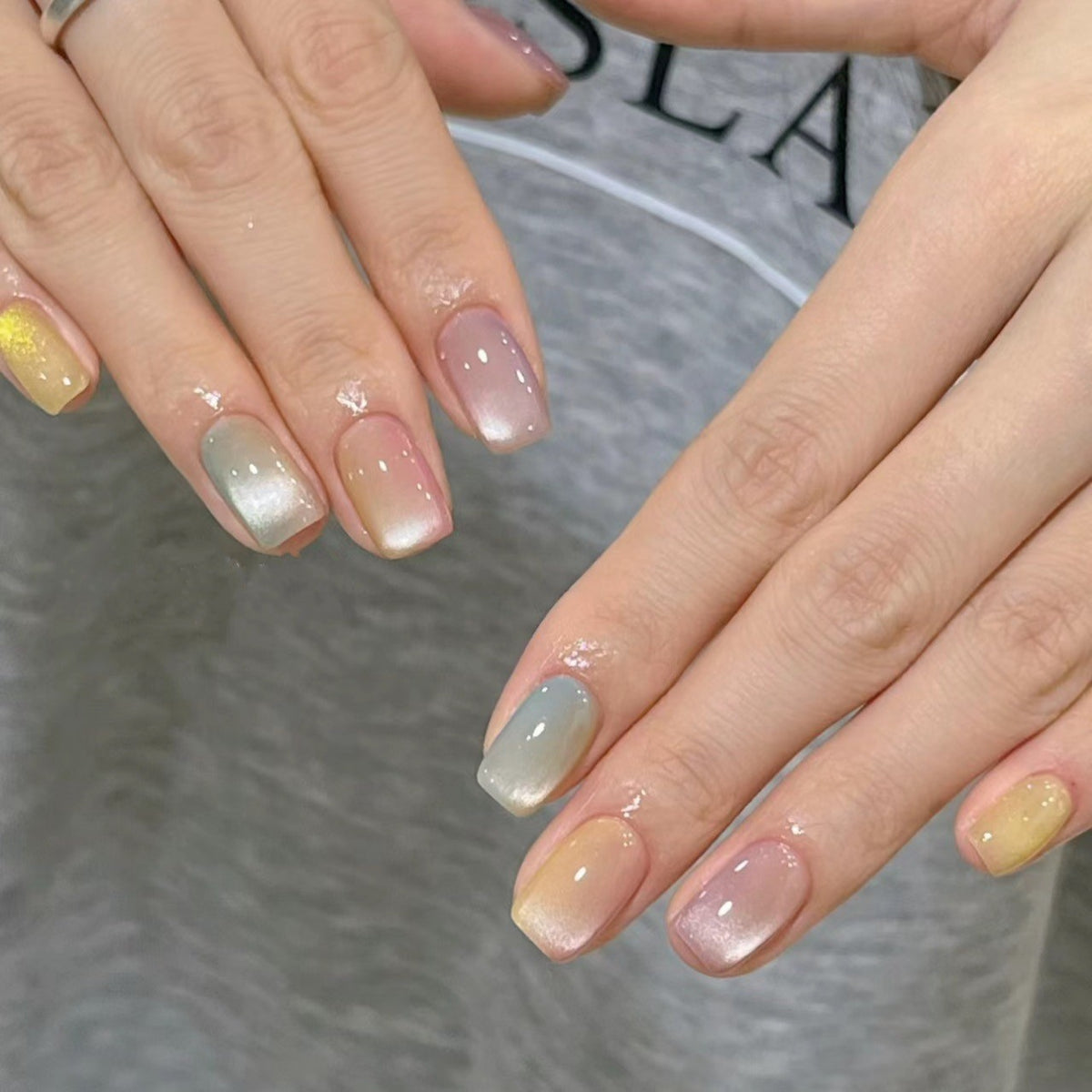 Ombre Gradient Press-On Nail Set Brehn