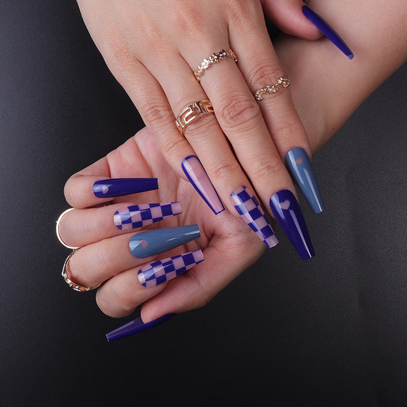 Glamouröse Lange Acryl-Nagelerweiterungen Brehn