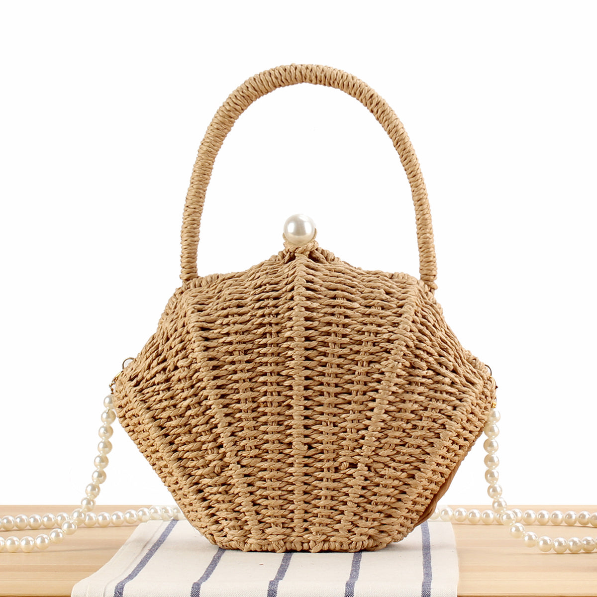 Handtasche Im Stilvollen Muschel-Design Brehn
