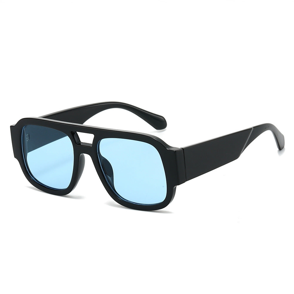 Moderne retro-inspirierte quadratische Sonnenbrillen Brehn