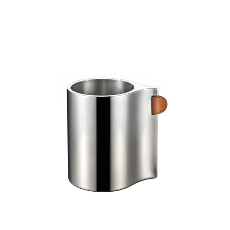 Edelstahlkaffeetasse mit Ledergriff