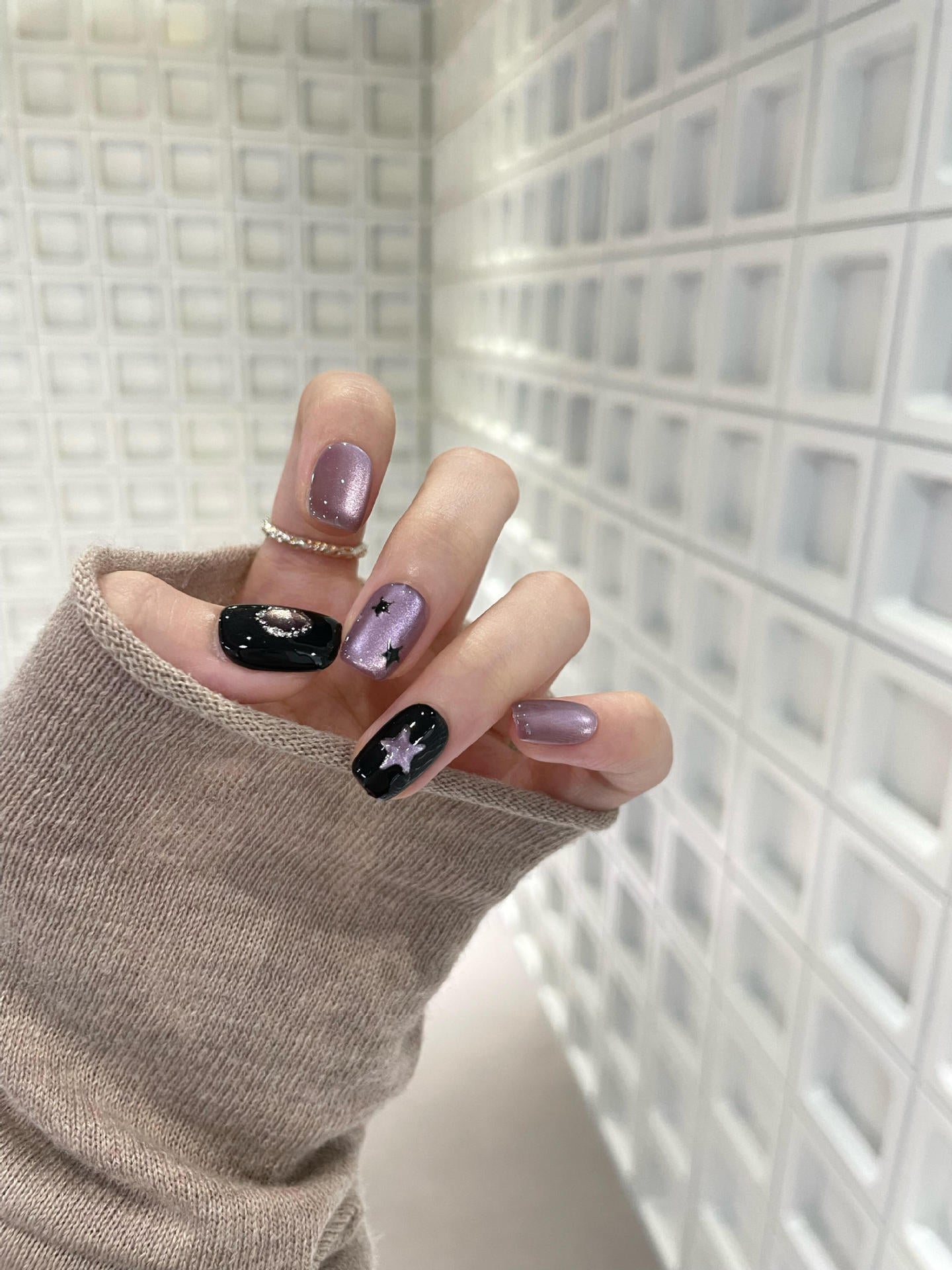 Kunstnägel mit Stilvollem Sternendesign Brehn