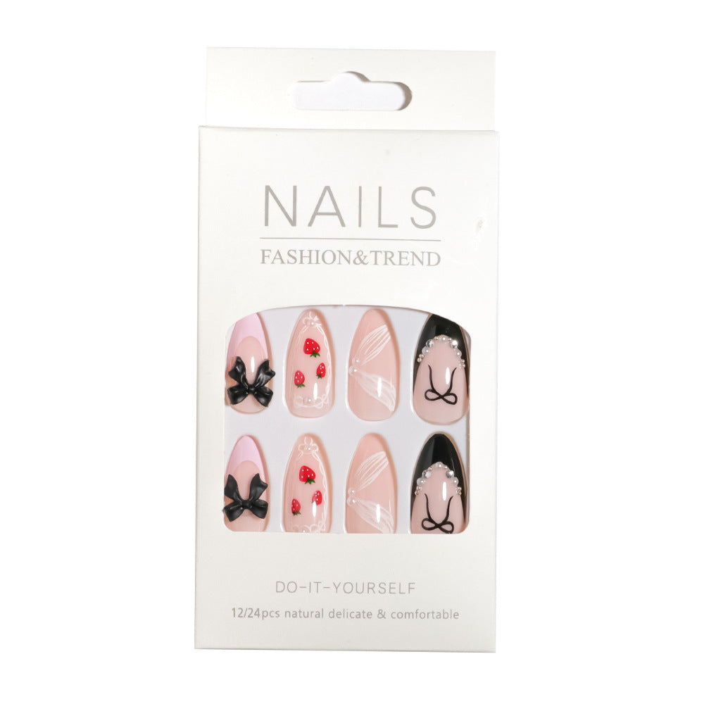 Künstlerisches DIY Press-On Nagelset Brehn