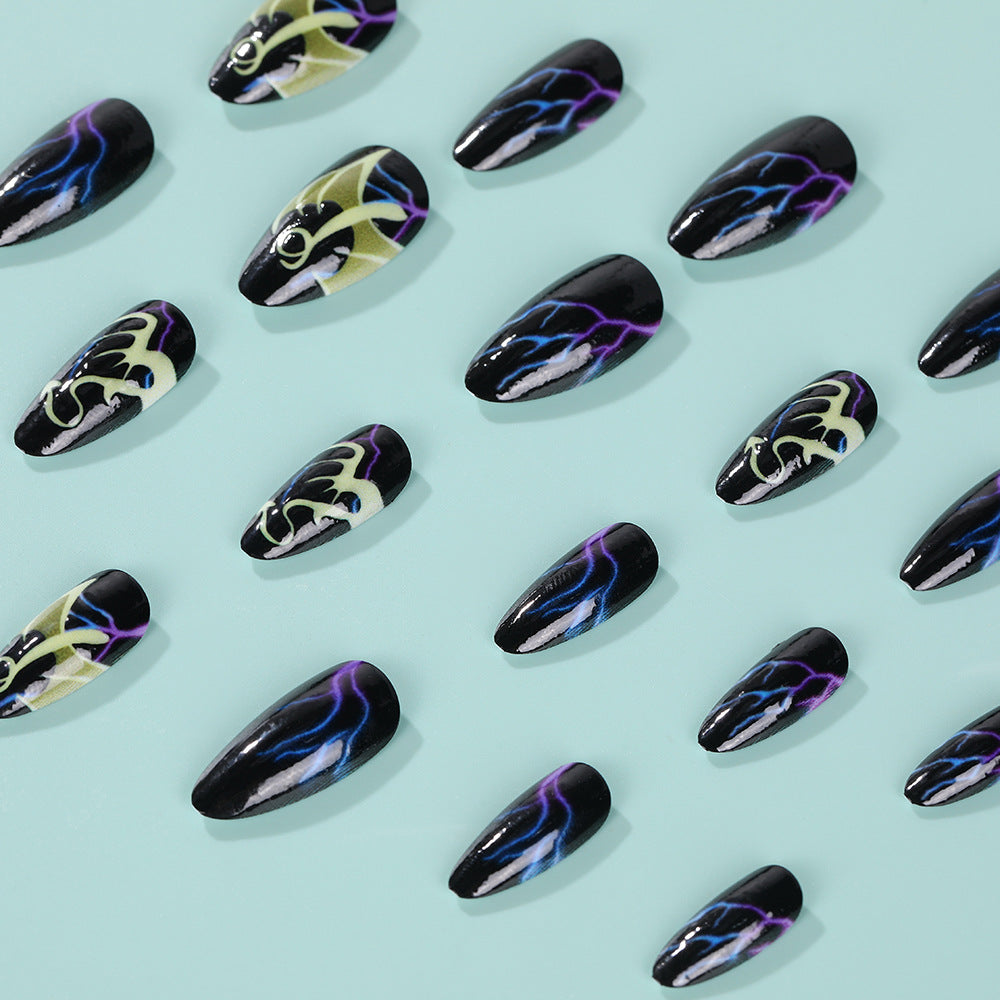 Kunstvolle Nageldesigns Brehn