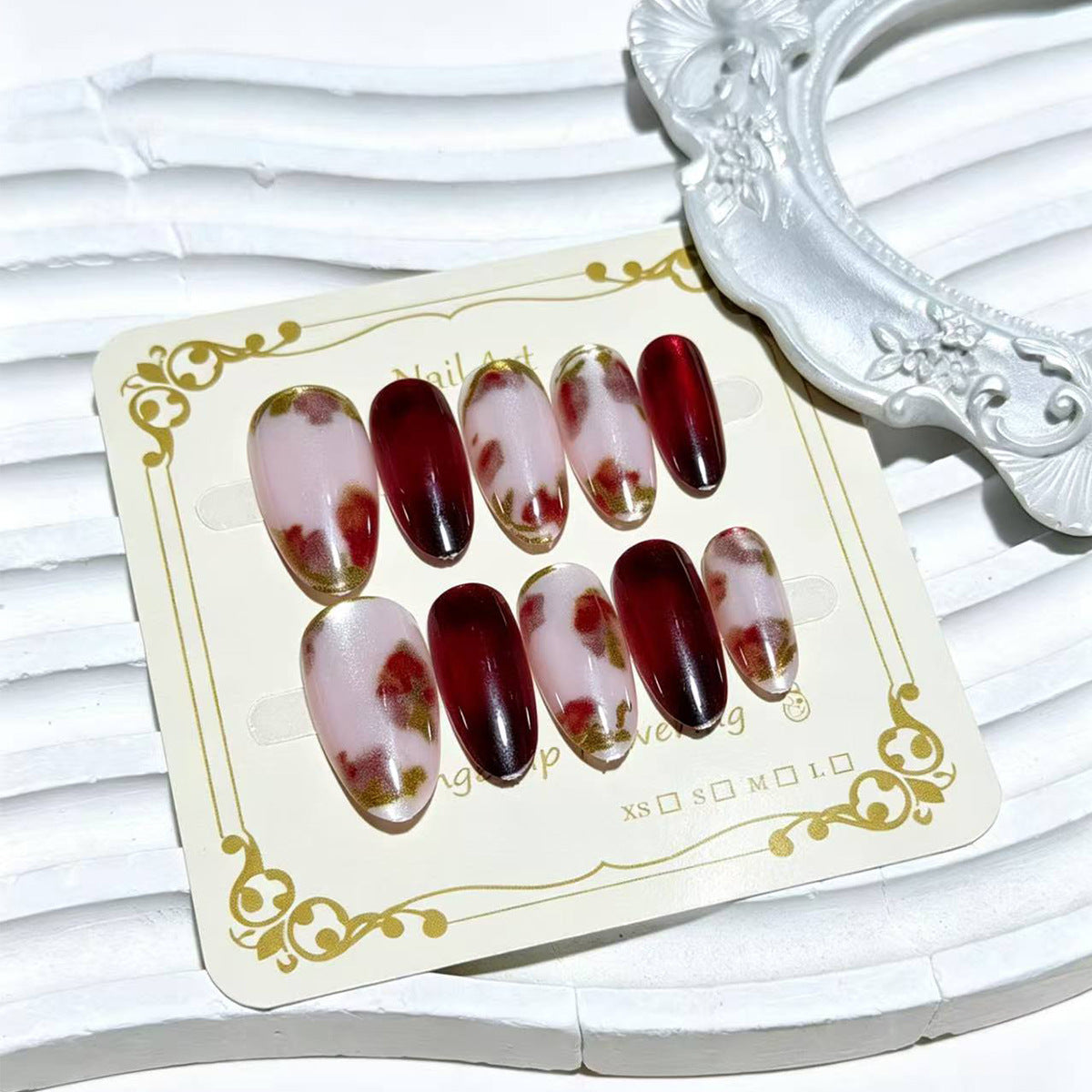Premium Decorative Floral Press-On Nail Art Brehn