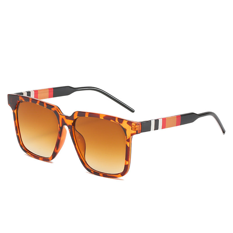 Damen stilvolle modische Sonnenbrille mit innovativem Design und trendigen Gläsern Brehn