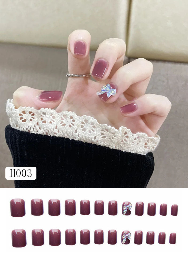 Künstliche Nagelspitzen mit Schleifen-Design Brehn