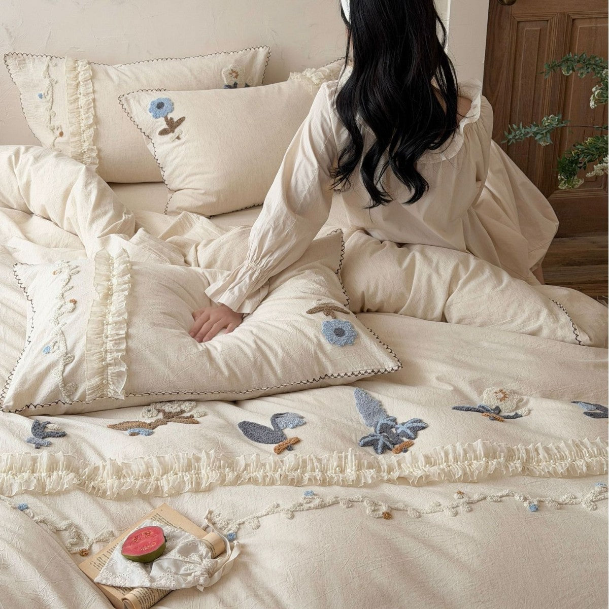 Bestickte Blumenvolant Baumwollbettdeckenbezug Bettwäsche Set