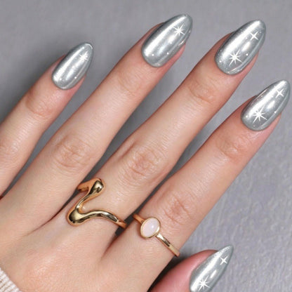 Glänzende Sternen Nagelkunst Brehn