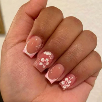 Floral Acrylnageldesign Brehn