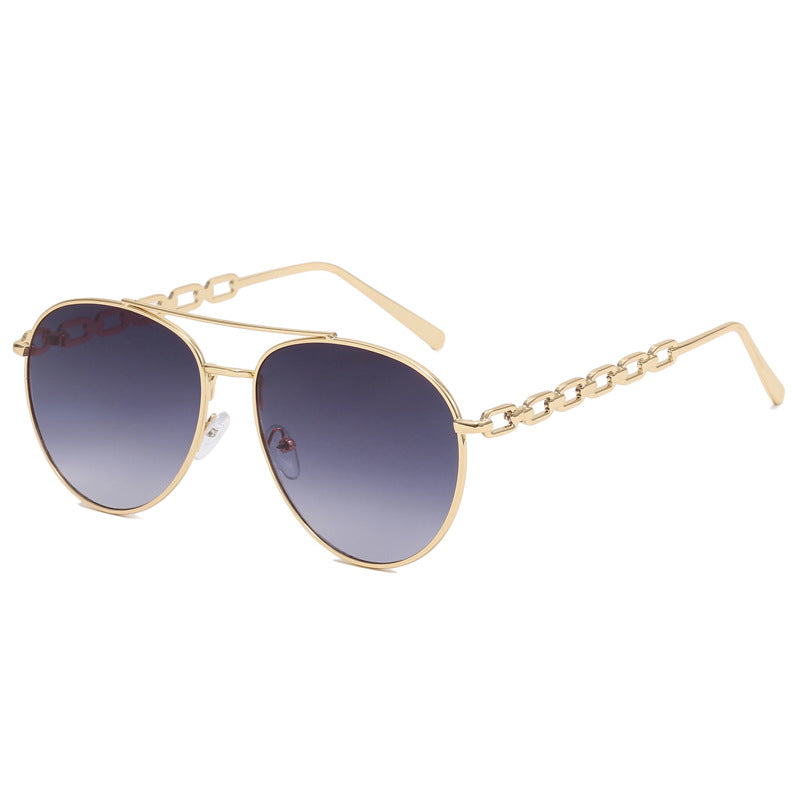 Damen Oversized Sonnenbrille mit modischem Kettenrahmen Brehn