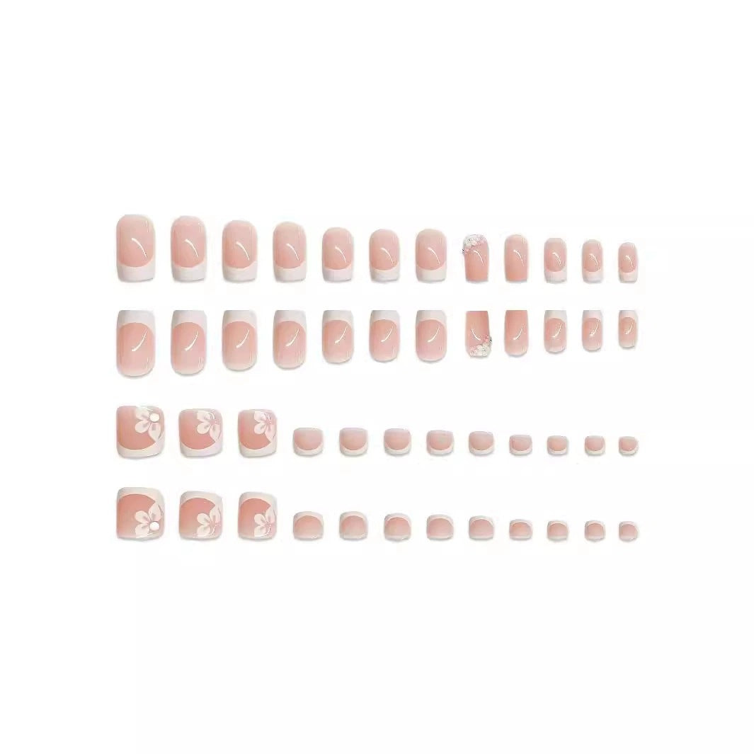 Elegantes French Tip Press-On Nagelkunstset Brehn