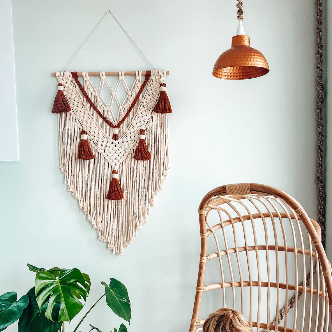 Macramé Wanddekoration mit kreativen Fransen