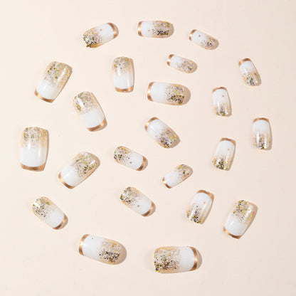 Glamouröse Glitzer-Nagelkunst Brehn