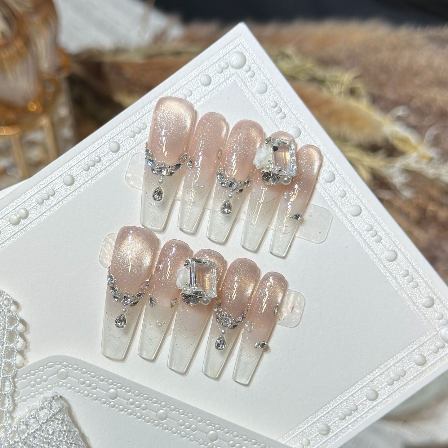 Elegante mit Strass verzierte Press-On-Nagel-Set Brehn