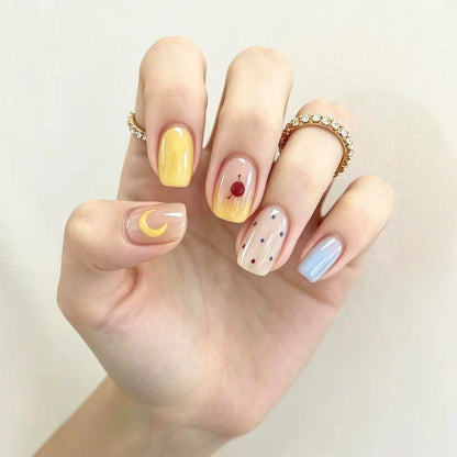 Künstlerische Nagelverlängerungen