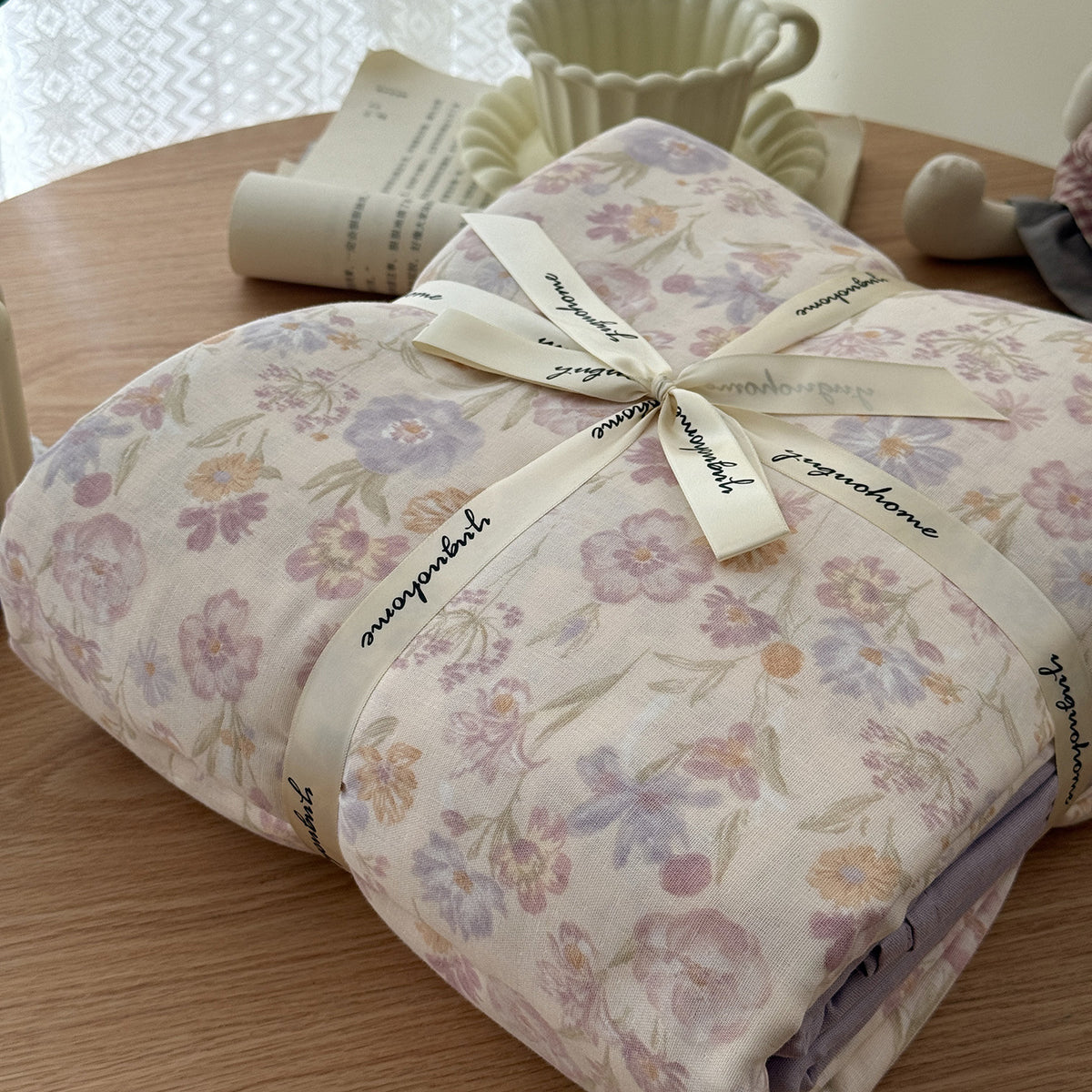 Blumenmuster Baumwolle-Leinen Bettbezug Geschenkset mit wendbarem Finish und tiefen Eckbändern
