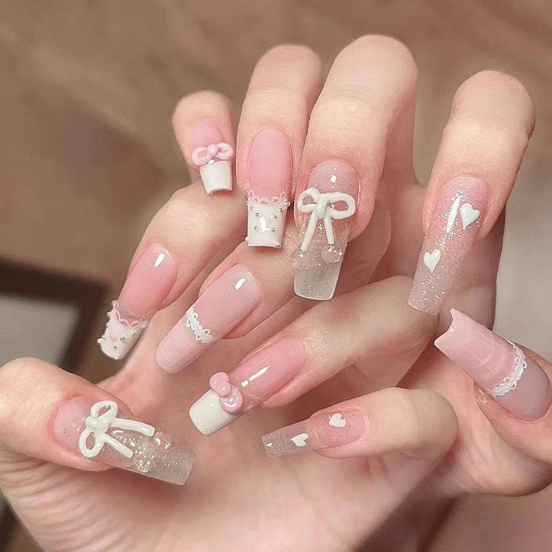 Dekoratives Press-On Nagelkunst Set Brehn