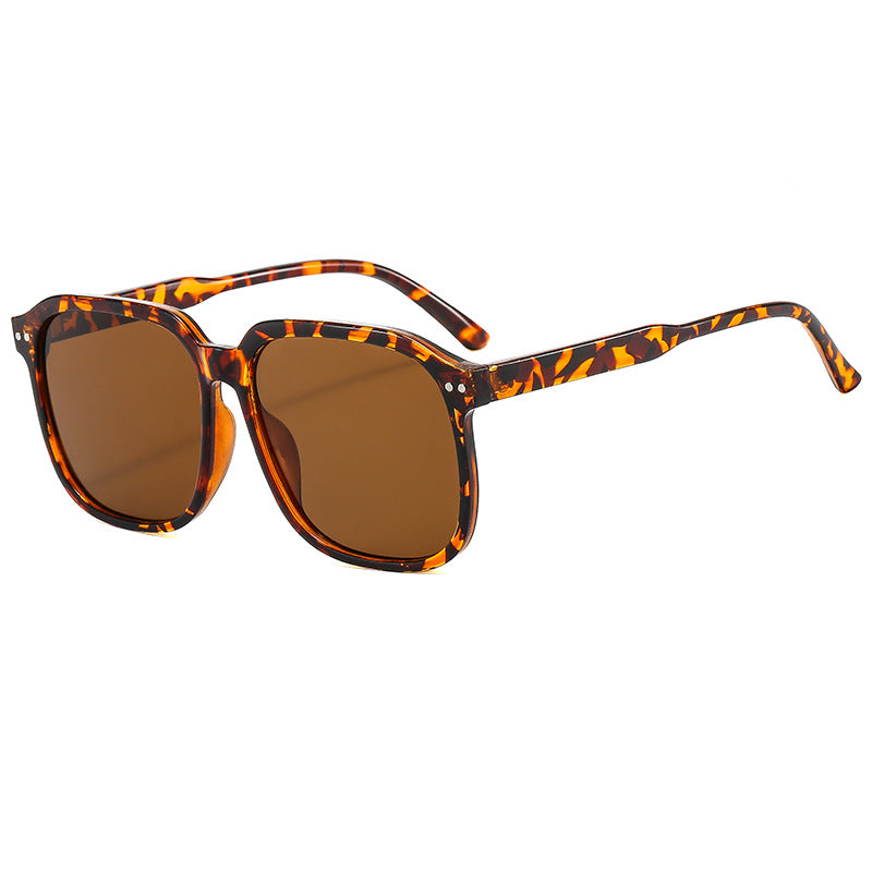 Damen quadratische Sonnenbrille mit modernem Kunststoffgestell Brehn