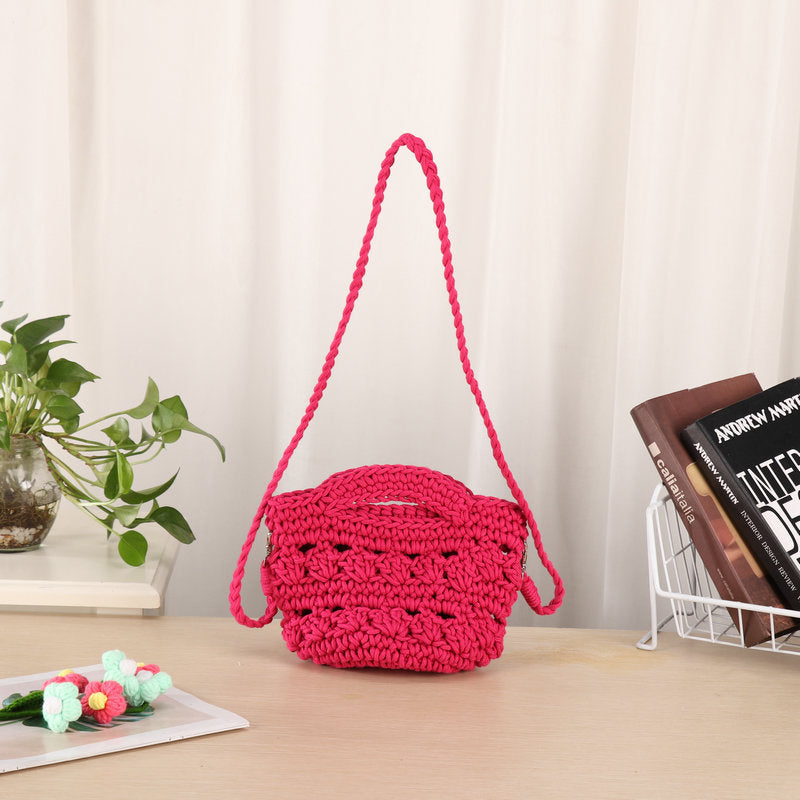 Handgefertigte Umhängetasche mit Einzigartigem Strickdesign Brehn