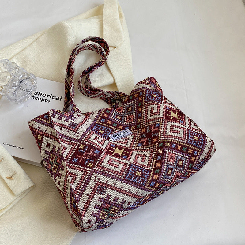 Dekorative gemusterte Stofftasche