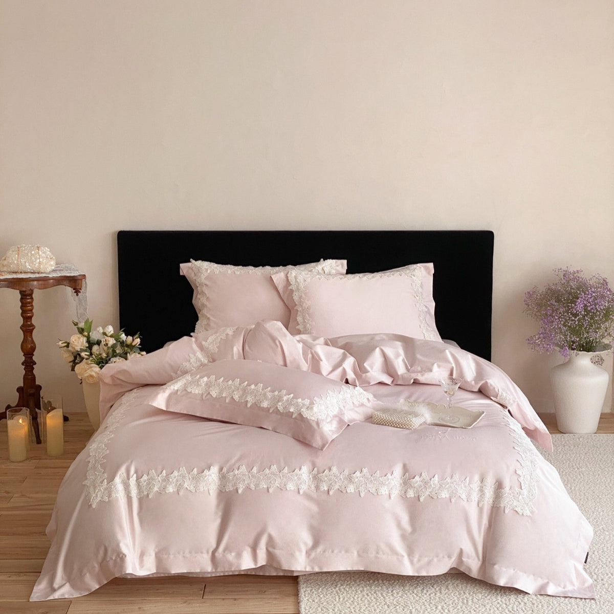 Satin Bettbezug Set mit Spitzenbesatz und Kissenbezügen mit Wimpernfransen