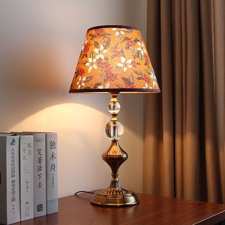 Charmante Blumen-Schirm Tischlampe