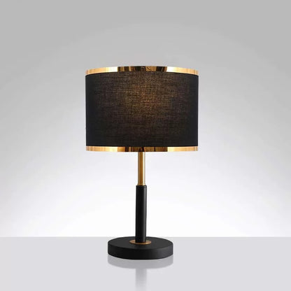 Elegante zeitgenössische Tischlampe