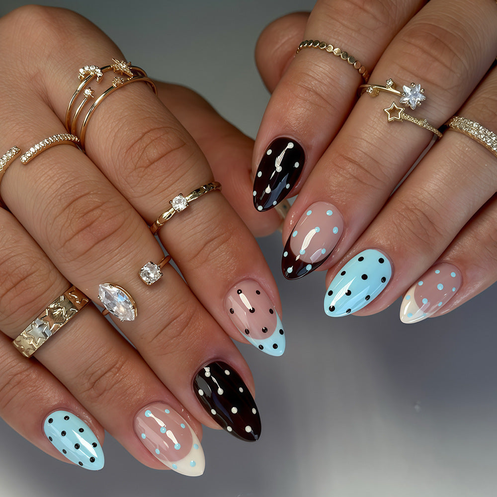 Künstlerisches Stiletto Nageldesign Set Brehn
