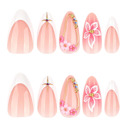 Kunstvolle Nagelverlängerungen mit floralen Akzenten Brehn