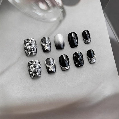Dekorative Press-On Nagelkunst Kollektion mit Perlen- und Ombre-Akzenten