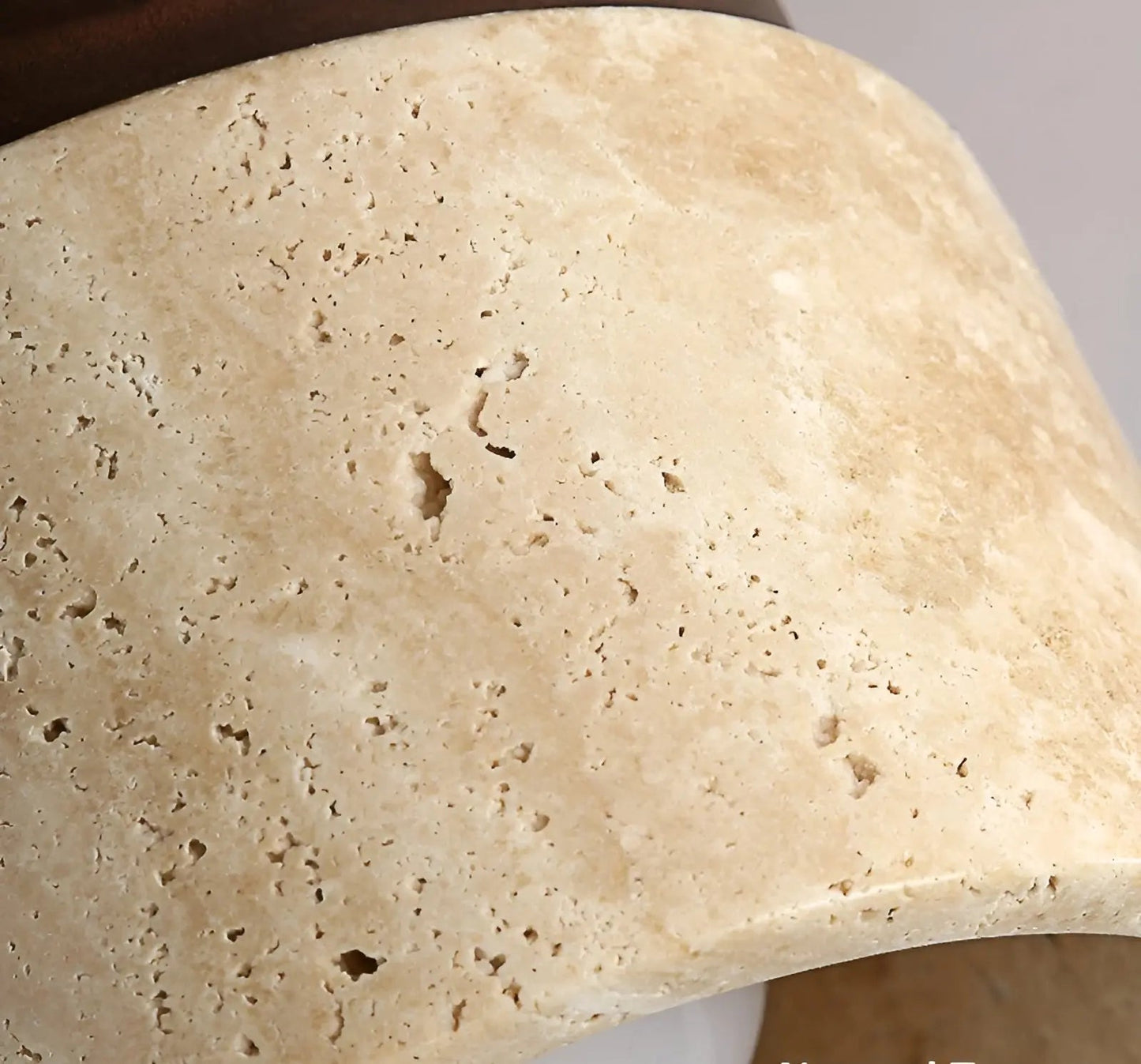 Rustikale Travertin Deckenlampe - TravaGlow | Brehn