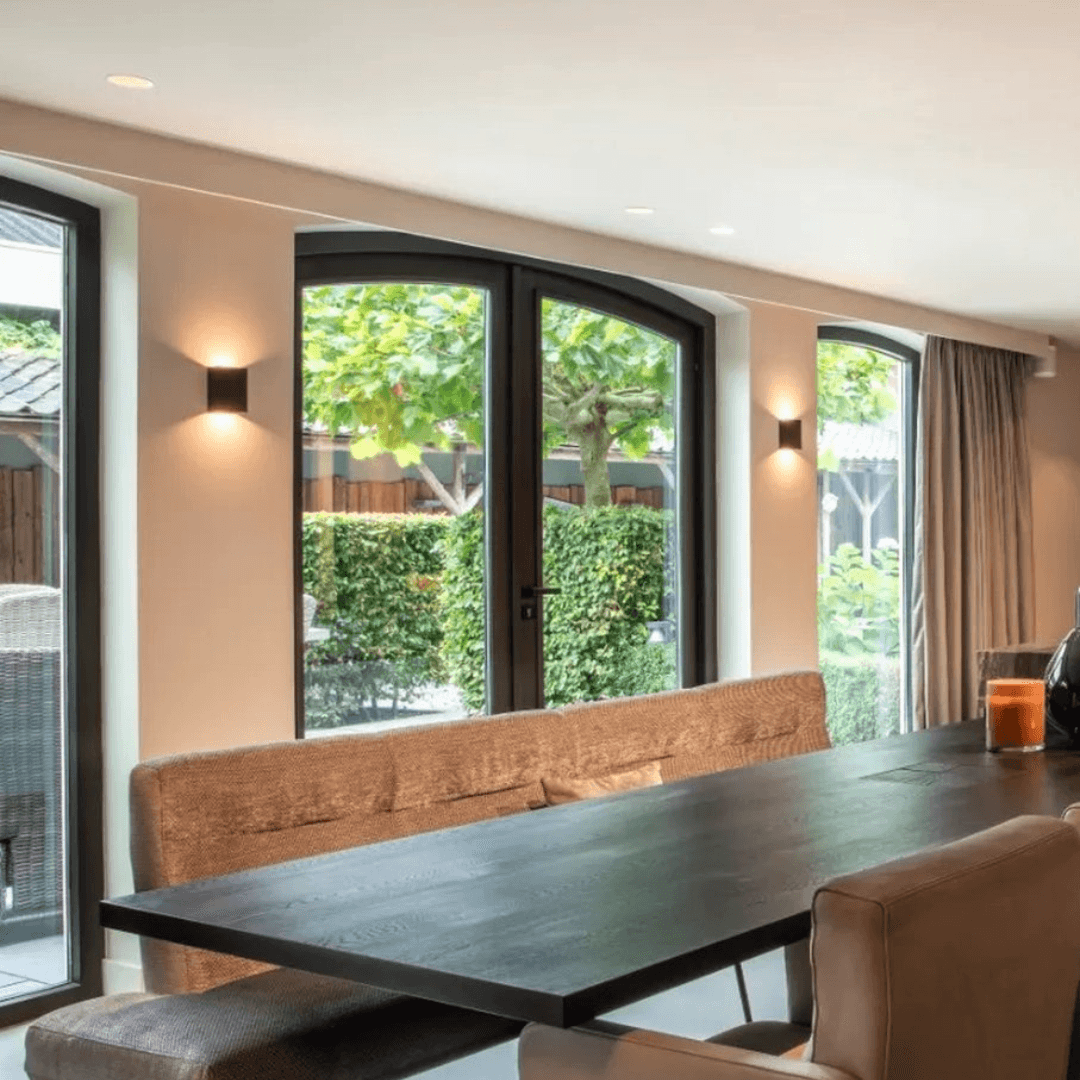 Brehn | LuxeLumen Wasserdichte Wandlampe | Verstellbarer Strahlwinkel für optimale Beleuchtung