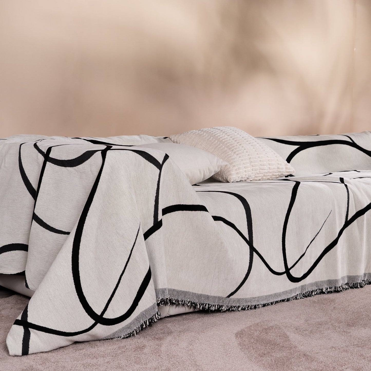 Geometrischer Boho-Stil Sofaüberzug - Modern, Stilvoll & Strapazierfähig Sofa Schutz | Brehn