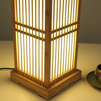 Tatami Japanische Nachttischlampe mit Holz-Bambusschirm | Brehn