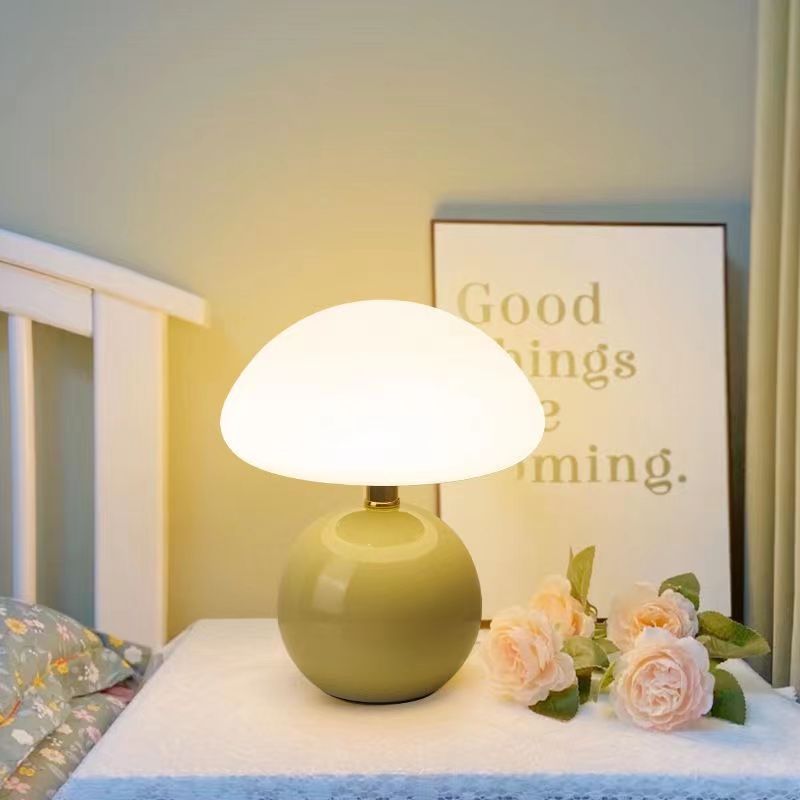 Vivolux | Stylische Lampe mit französischem Akzent