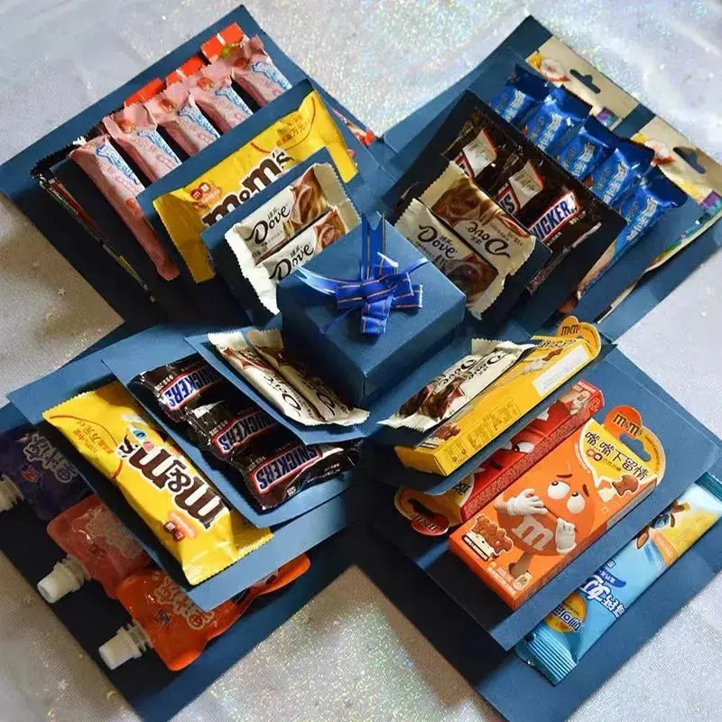 Personalisierte Explosionsbox (+ 8 kostenlose Schmetterlinge) – Ein Schatz voller Erinnerungen