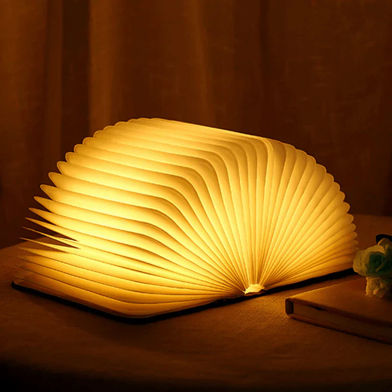 Faltbare Buchlampe mit warmem LED-Licht - StoryGlow | Brehn