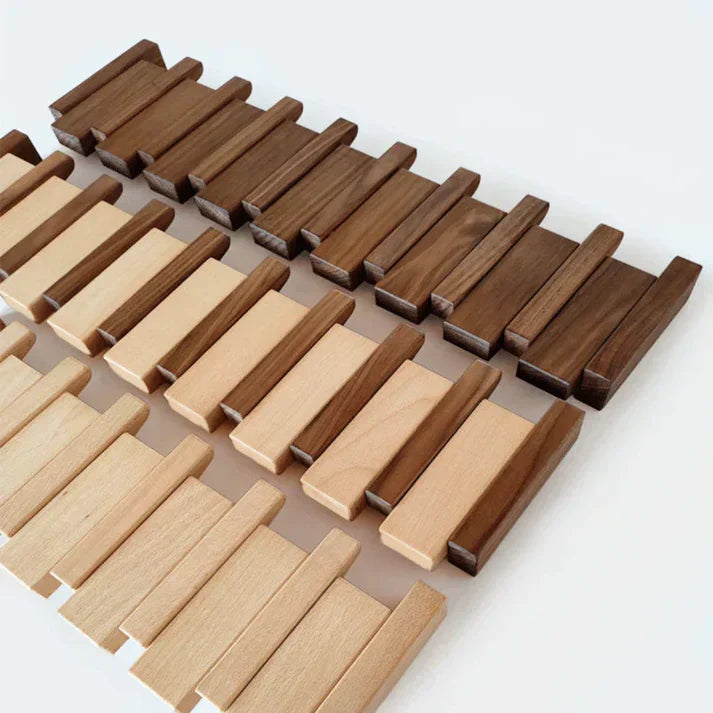 Piano Garderobenständer – Stilvoller und platzsparender Holz-Garderobenständer für Mäntel und Accessoires | Brehn