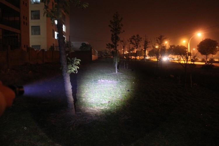 Wiederaufladbare LED Taschenlampe | Brehn