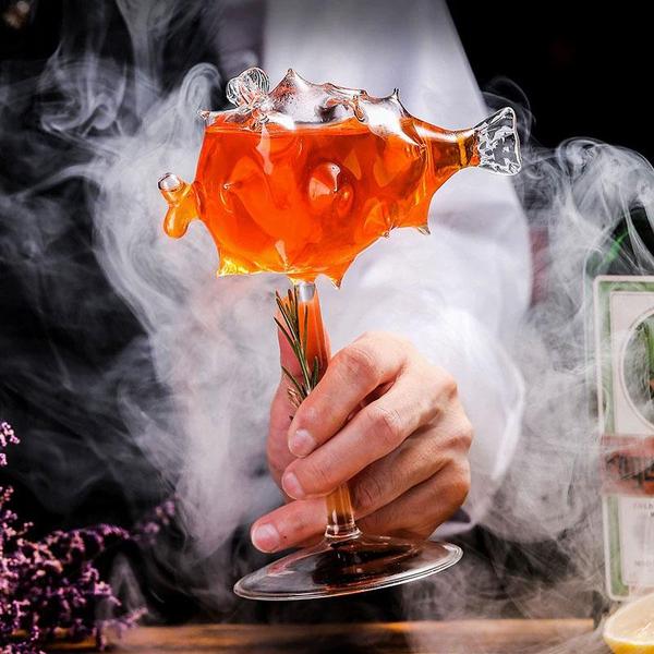 Puffersfish-förmiges Cocktailglas mit Glasstrohhalm | Brehn