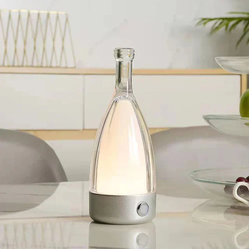 Brehn | Schaffen Sie eine Atmosphäre mit einer flaschenförmigen LED-Lampe