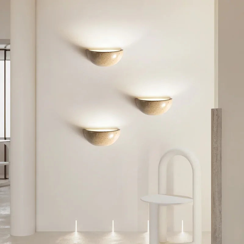 Stein Wandleuchte – Elegante LED Wandlampe aus Naturstein für Wohnzimmer und Schlafzimmer | Brehn