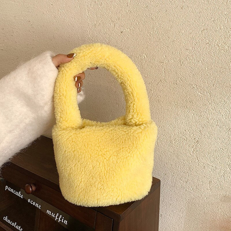 Brehn | Kuscheliges Plüsch Mini Eimer Tasche