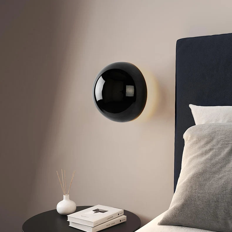 Wandleuchte mit retroarchitektonischem Look – NovaLux | Brehn