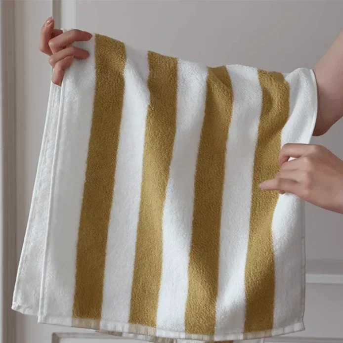 Retro Stripes Towel (Chunky)