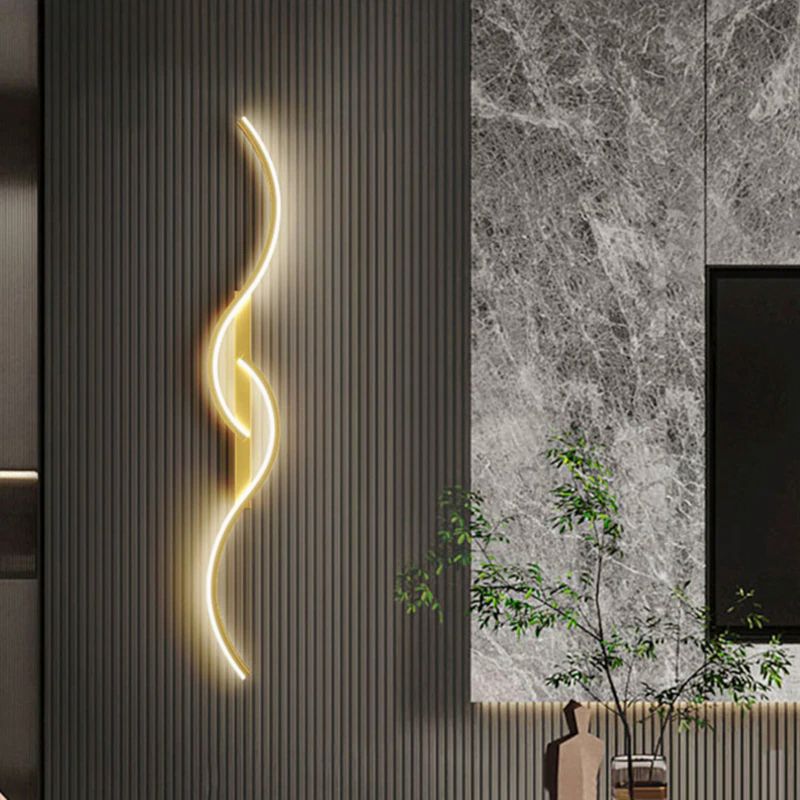 Moderne LED-Wandleuchte – Künstlerische Kombination der Formen
