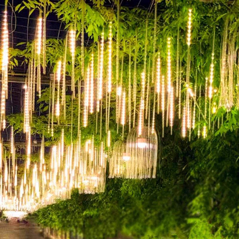 Brehn | Magische LED-Lichtstreifen – Bezaubernde Atmosphäre für drinnen und draußen