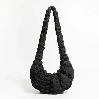Puff Croissant Schultertasche